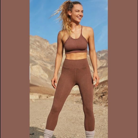 FREE PEOPLE HIGH RISE 7/8 GOOD
KARMA LEGGINGS - Picture 7 of 11